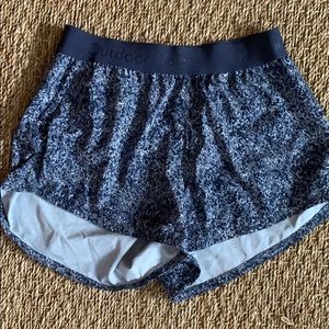 Outdoor voices running shorts 💙